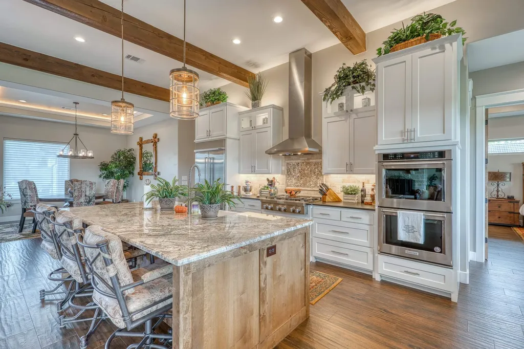 110 Marlin Horseshoe Bay TX 78657