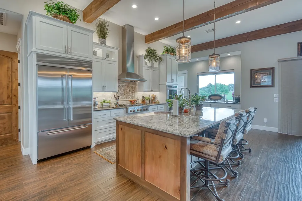 110 Marlin Horseshoe Bay TX 78657