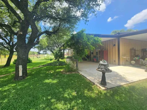 218 Cr 409 Cherokee TX 76832