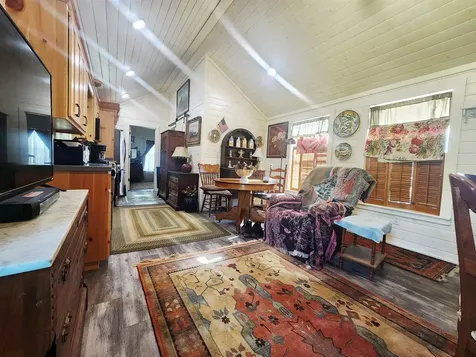 312 N Indian Cherokee TX 76832