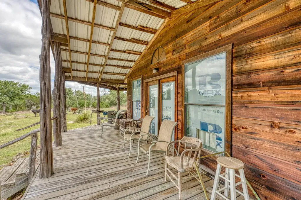 707 Ranch Road 1320 Johnson City TX 78636