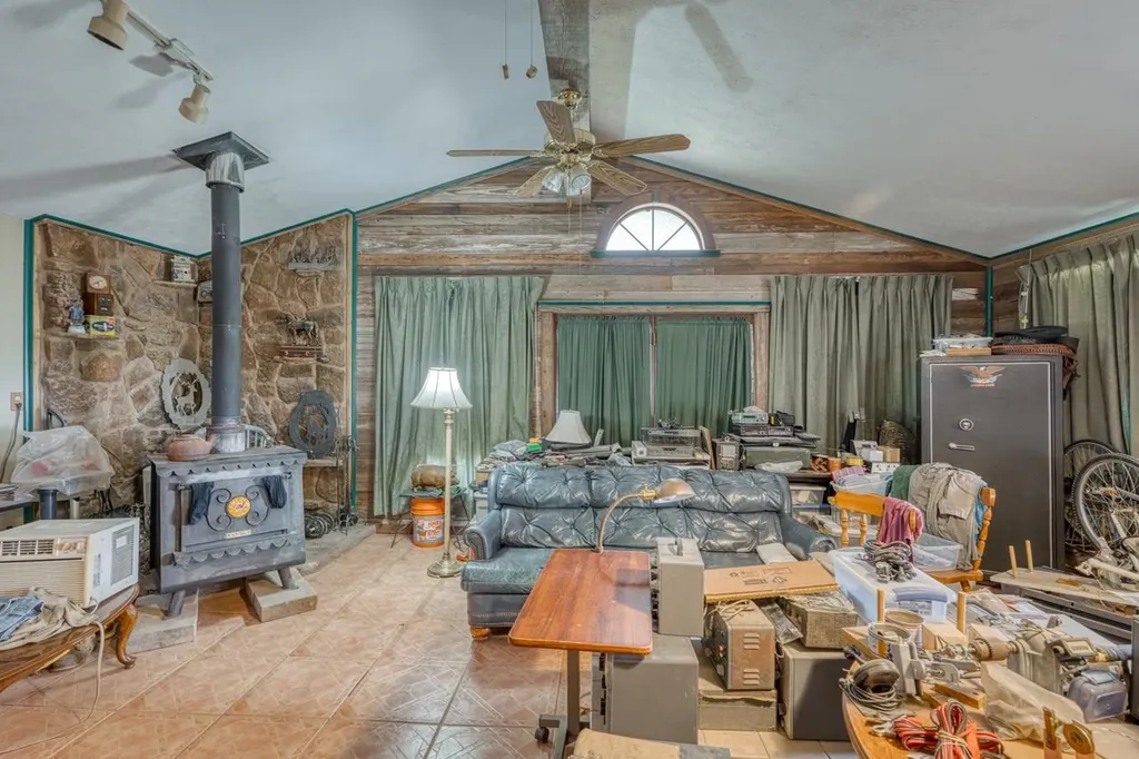 707 Ranch Road 1320 Johnson City TX 78636