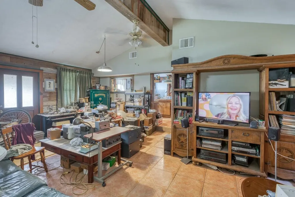 707 Ranch Road 1320 Johnson City TX 78636