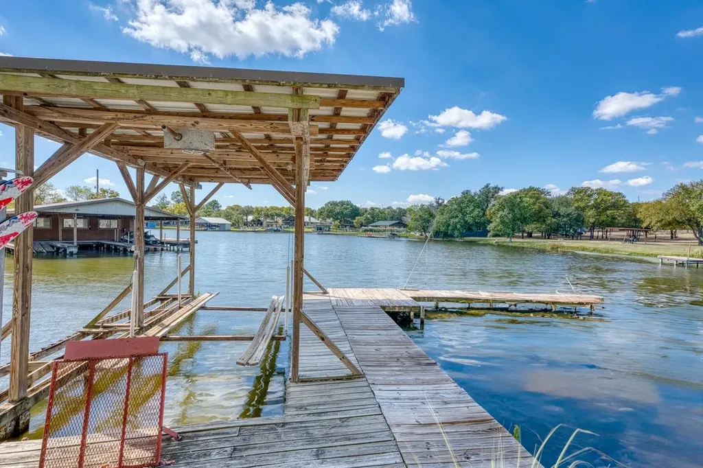 116 Shady Circle Drive Sunrise Beach TX 78643