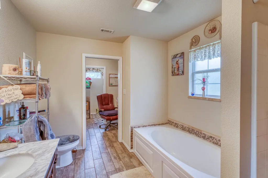 160 Cr 141 Burnet TX 78611