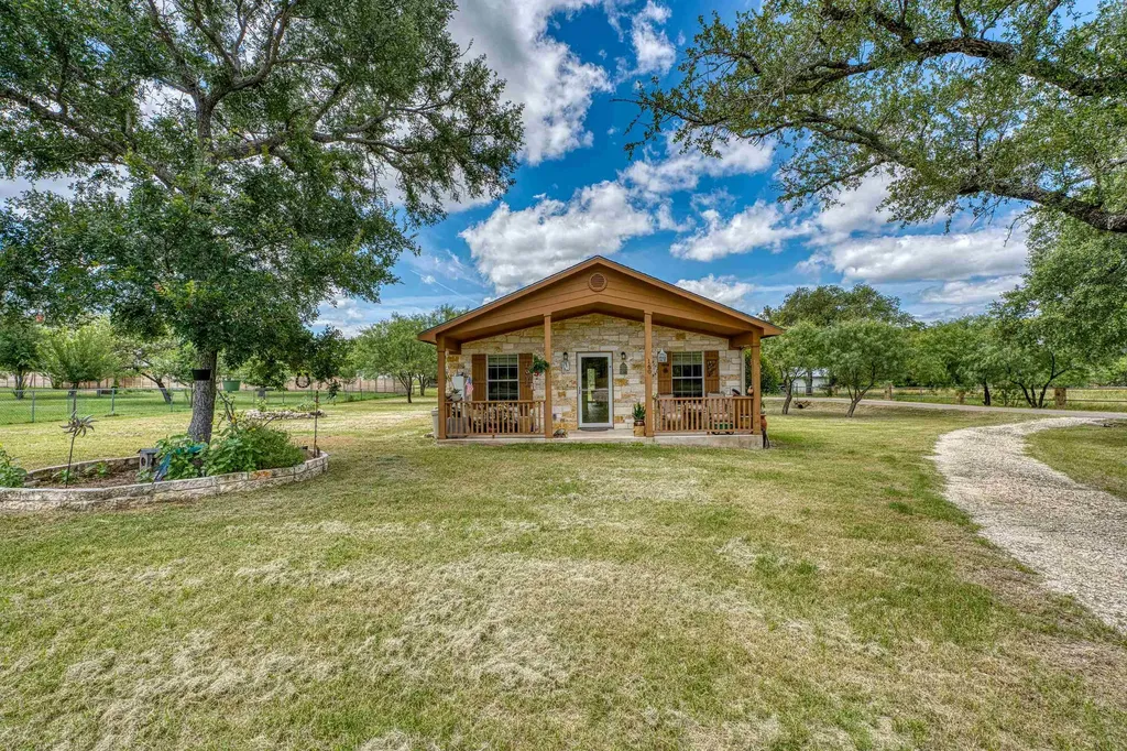 160 Cr 141 Burnet TX 78611