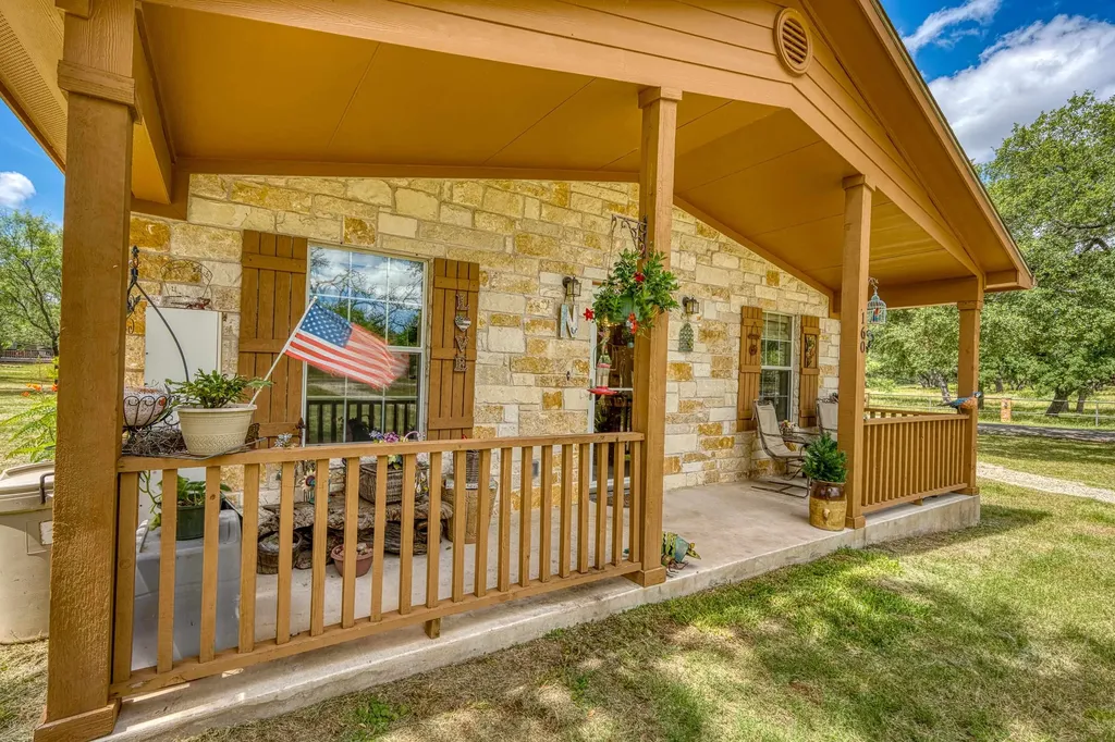 160 Cr 141 Burnet TX 78611