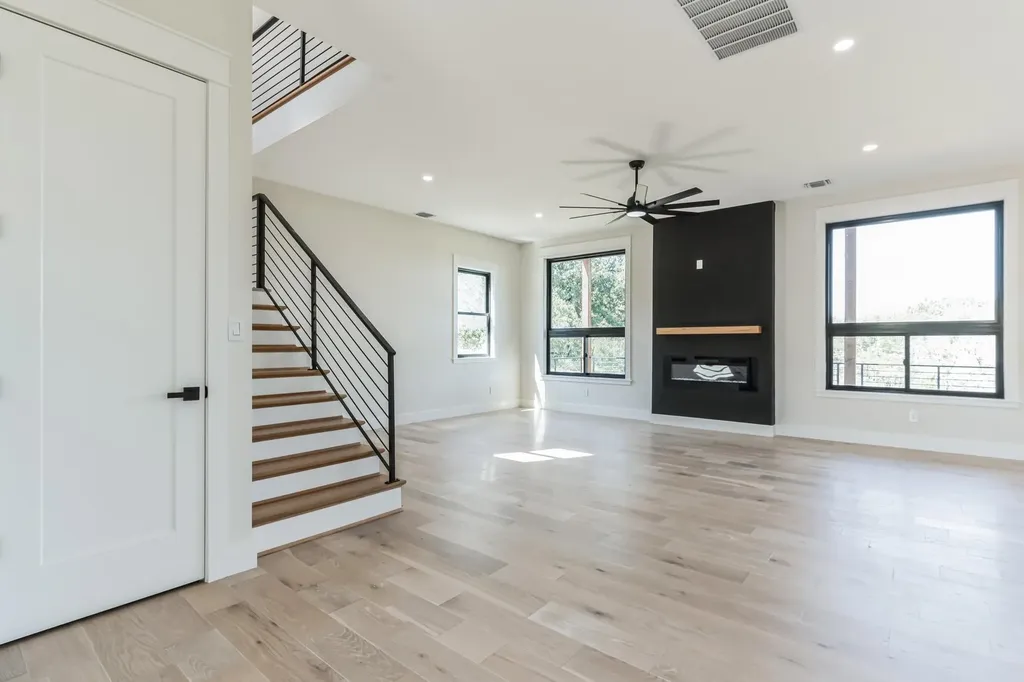 707 Broken Hls Drive Horseshoe Bay TX 78657