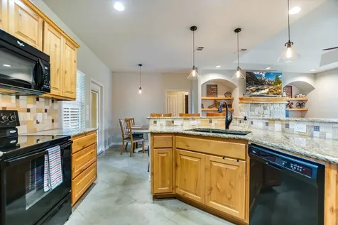 705 Woodland Park Drive Marble Falls TX 78654