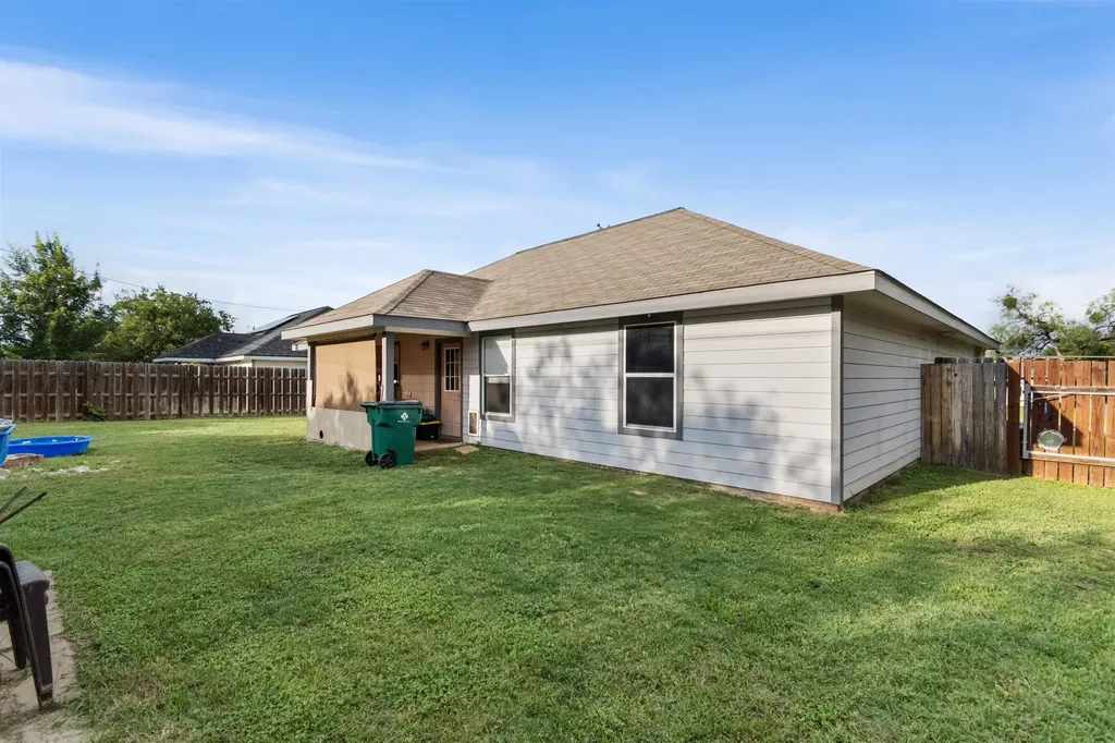 634 Birch Lane Cottonwood Shores TX 78657