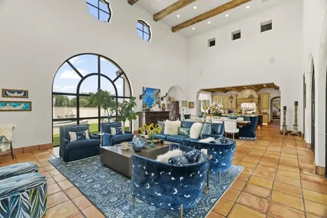 125 Plaza Escondido Horseshoe Bay TX 78657