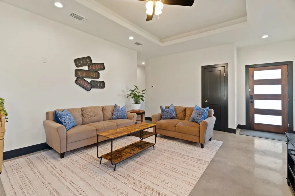 1111 Cedar Marble Falls TX 78654