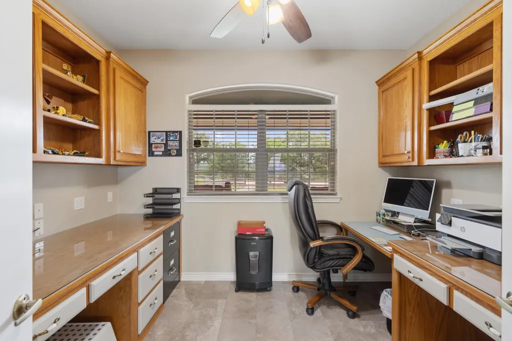 1300 Sycamore Falls Way Marble Falls TX 78654
