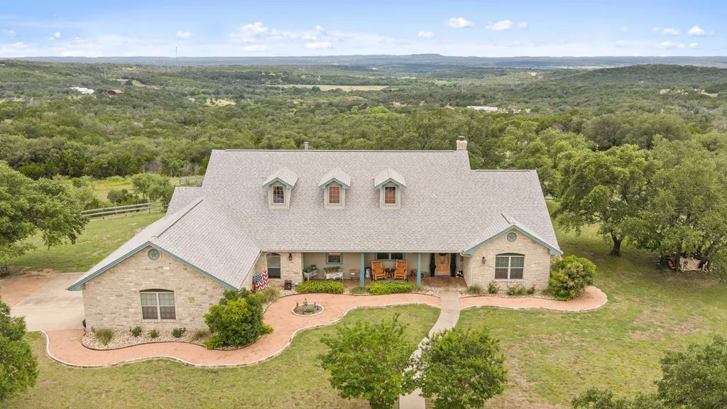 1300 Sycamore Falls Way Marble Falls TX 78654