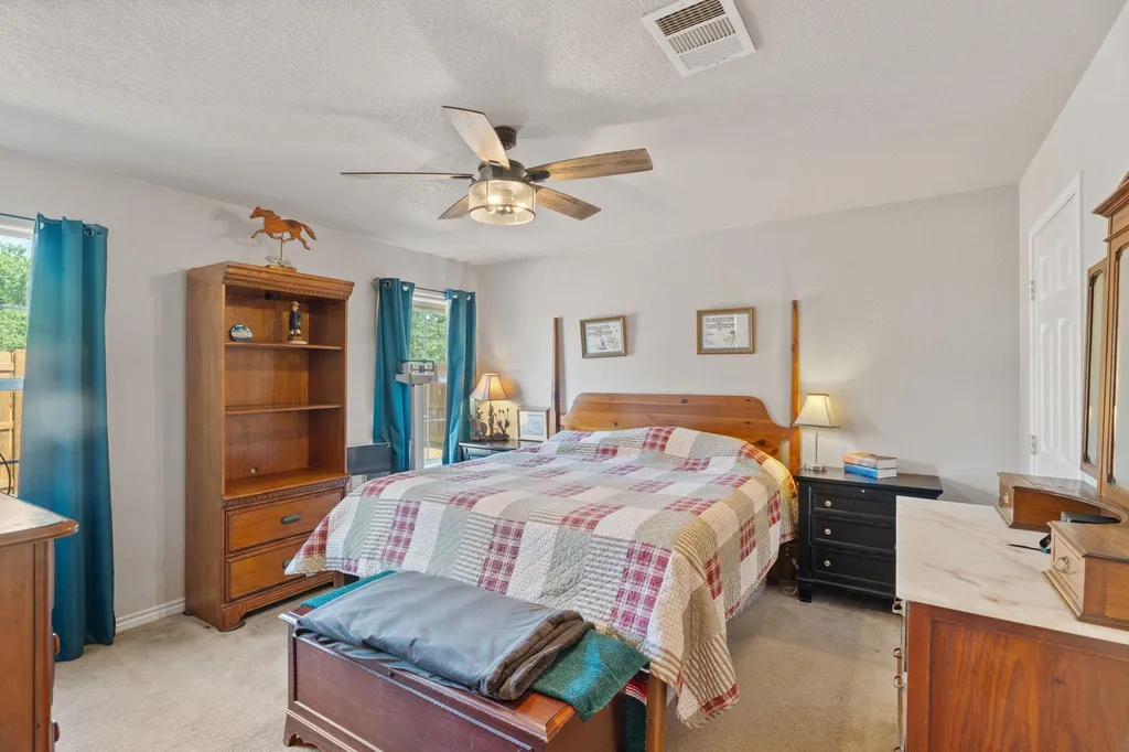808 Pecan Lane Cottonwood Shores TX 78657