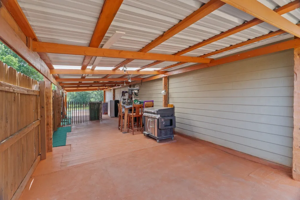 808 Pecan Lane Cottonwood Shores TX 78657