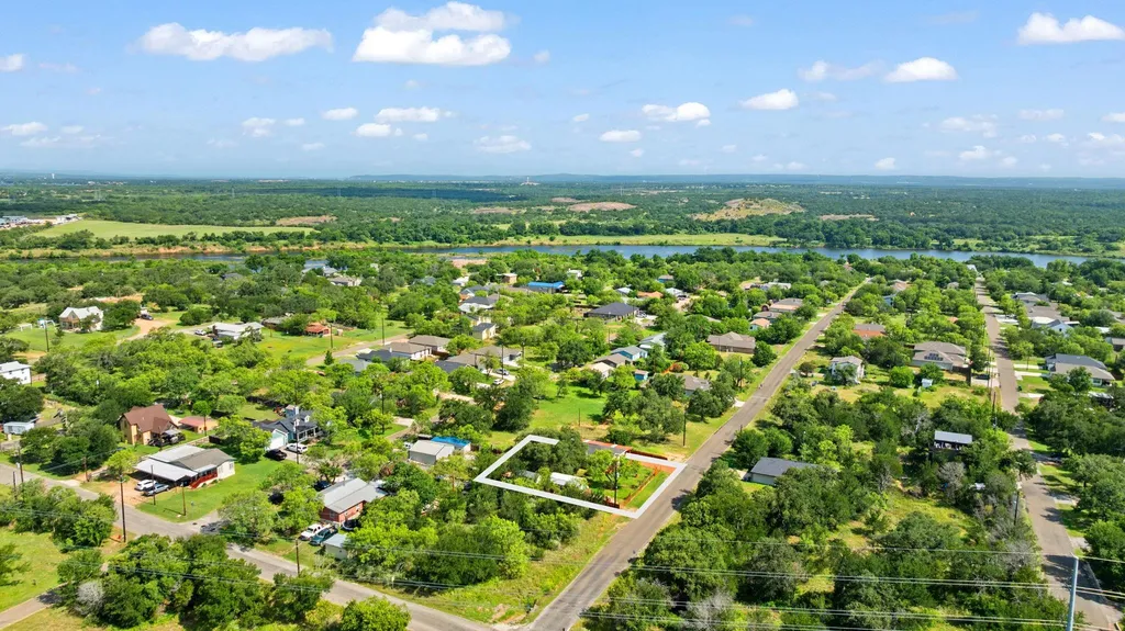 808 Pecan Lane Cottonwood Shores TX 78657