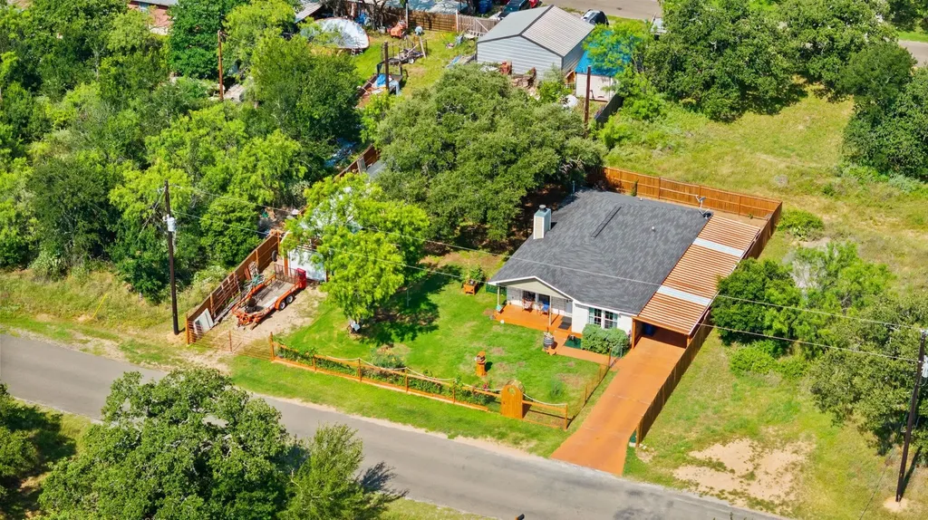 808 Pecan Lane Cottonwood Shores TX 78657
