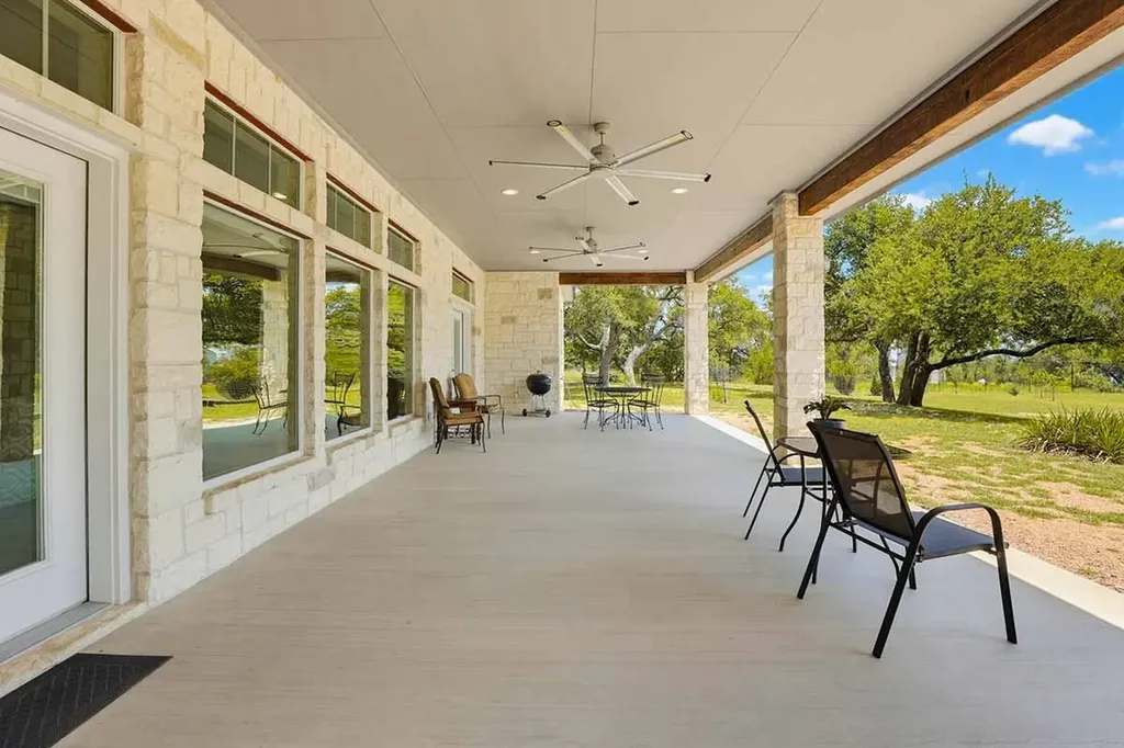 967 Crystal Mountain Round Mountain TX 78663