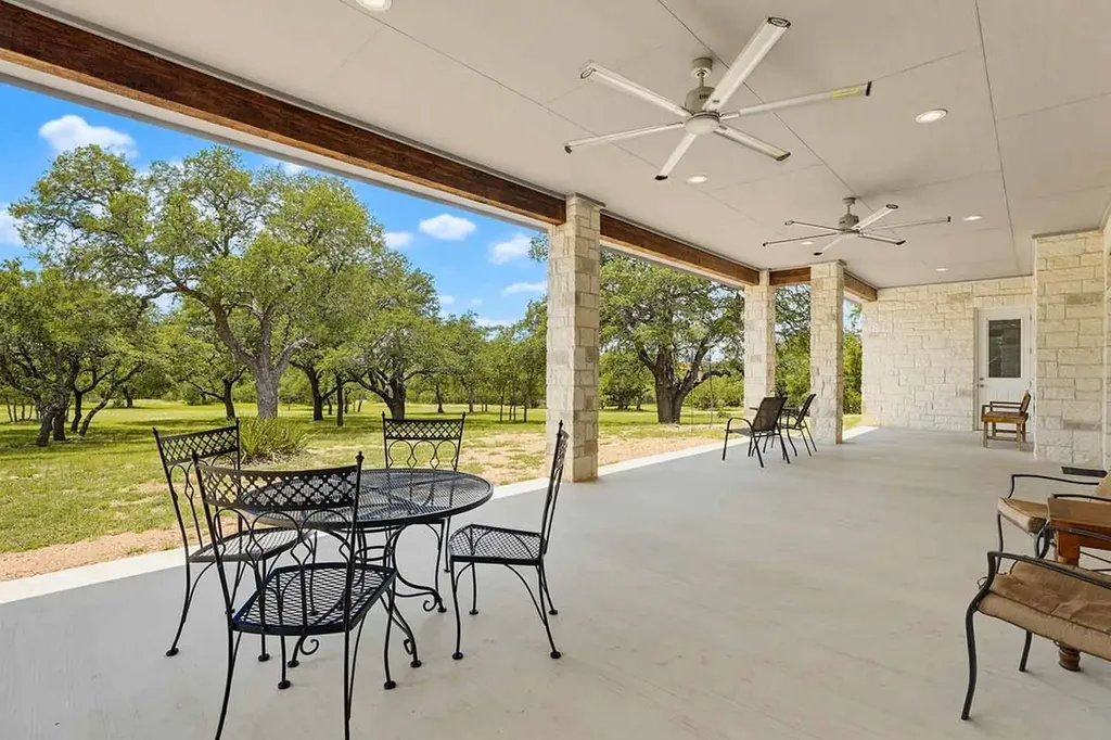 967 Crystal Mountain Round Mountain TX 78663
