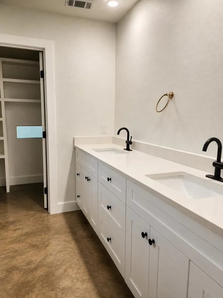 151 W Hickory Drive Granite Shoals TX 78654