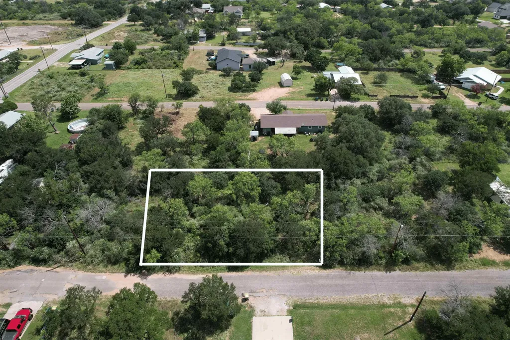 Tbd E Maple Granite Shoals TX 78654