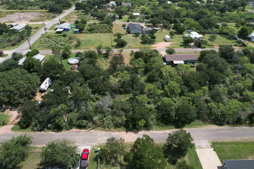 Tbd E Maple Granite Shoals TX 78654