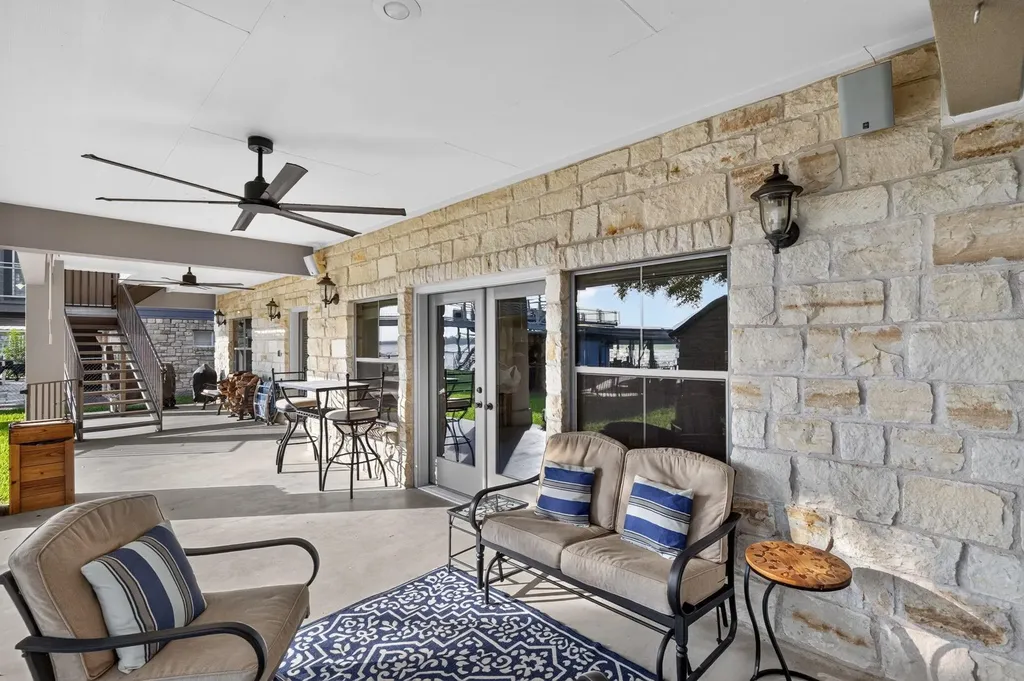 814 Scenic Loop Kingsland TX 78639