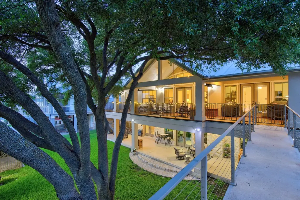 814 Scenic Loop Kingsland TX 78639