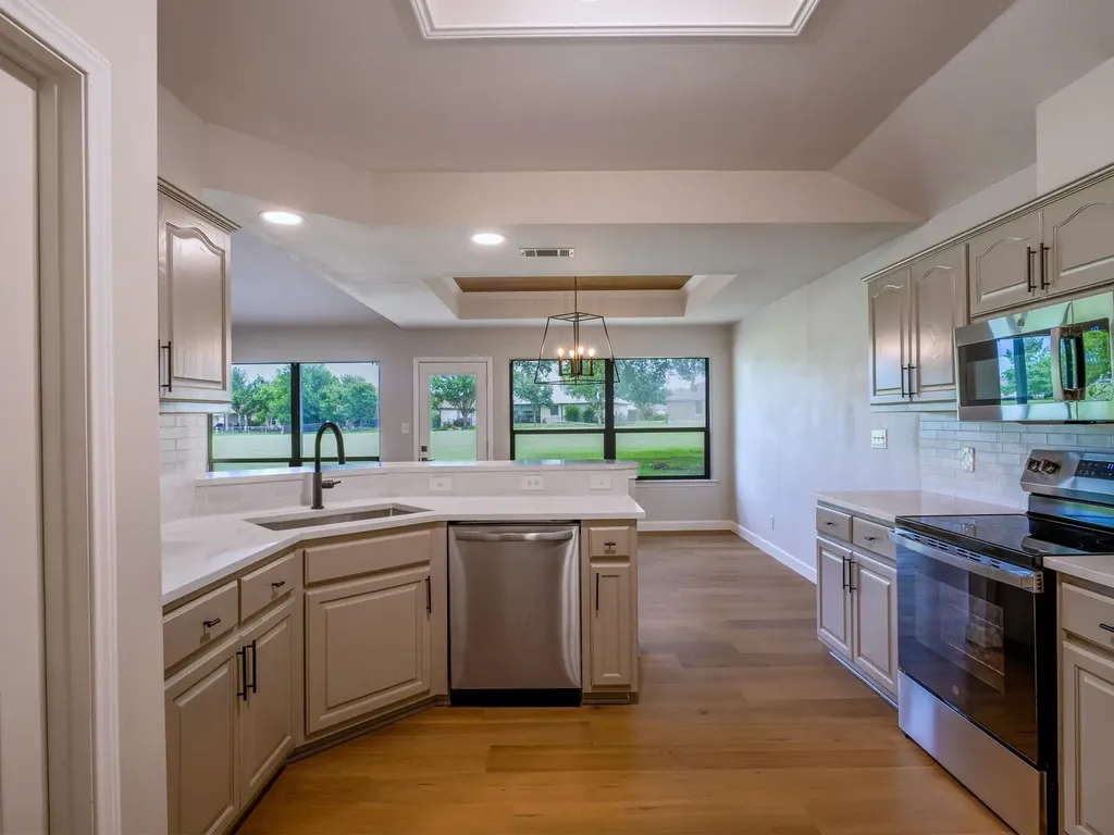 416 Spyglass Street Meadowlakes TX 78654