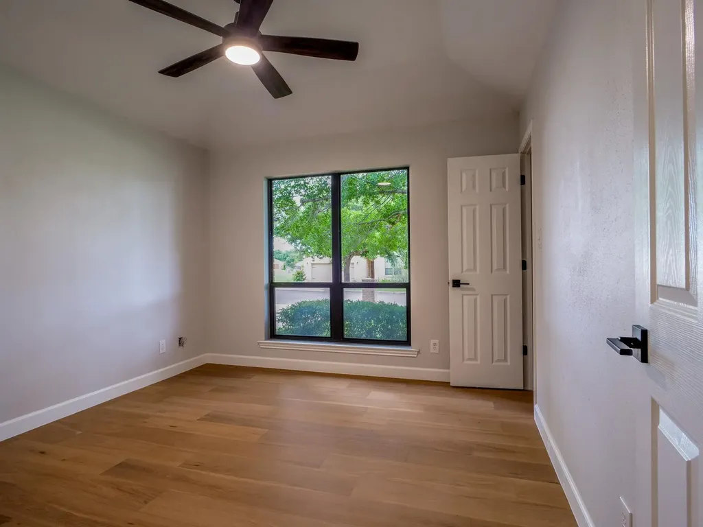 416 Spyglass Street Meadowlakes TX 78654