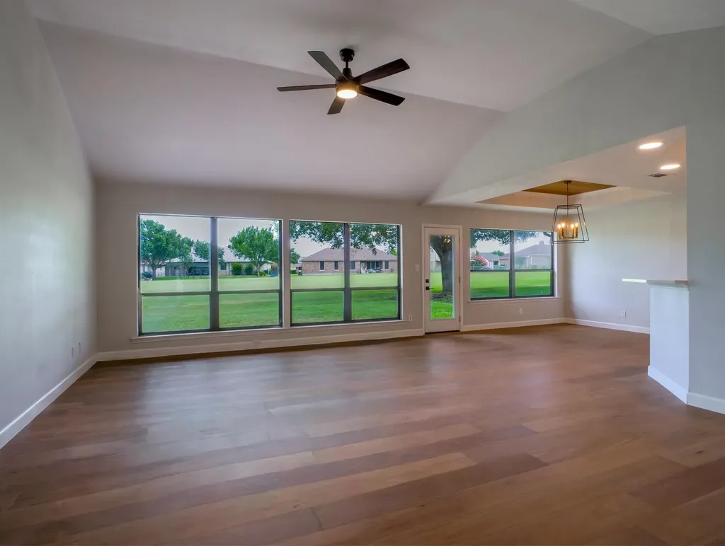 416 Spyglass Street Meadowlakes TX 78654