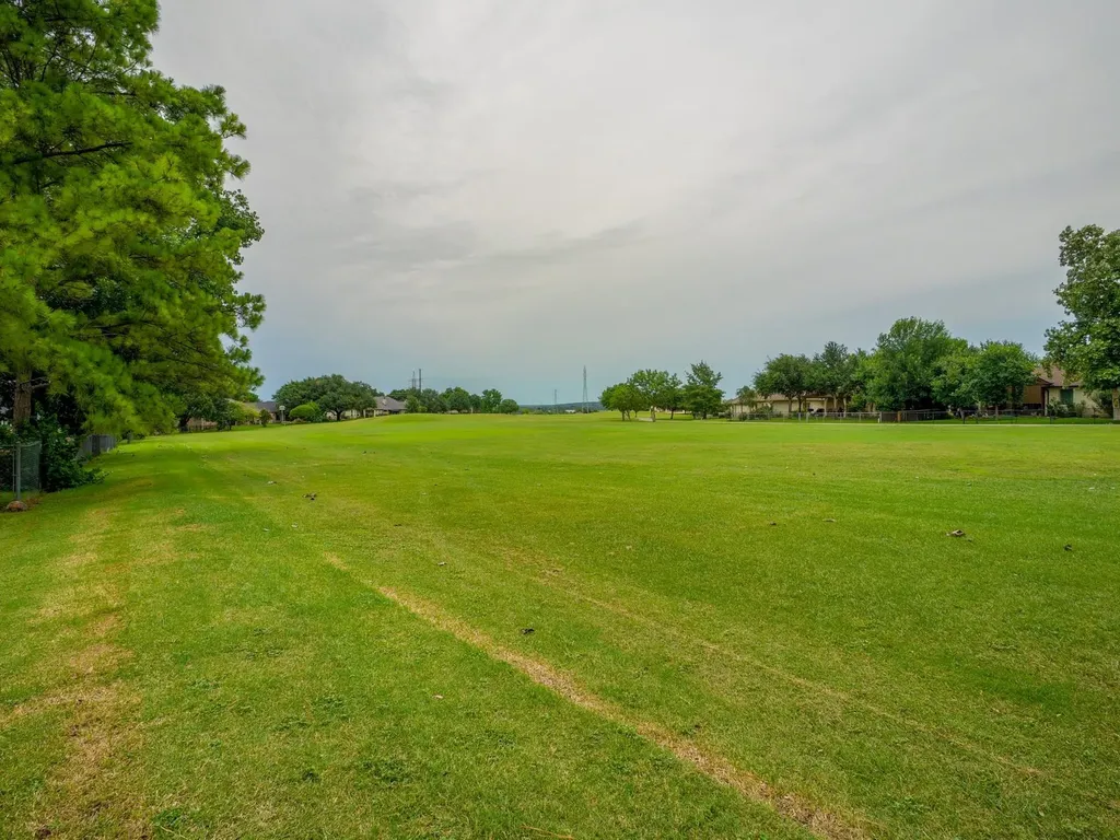 416 Spyglass Street Meadowlakes TX 78654