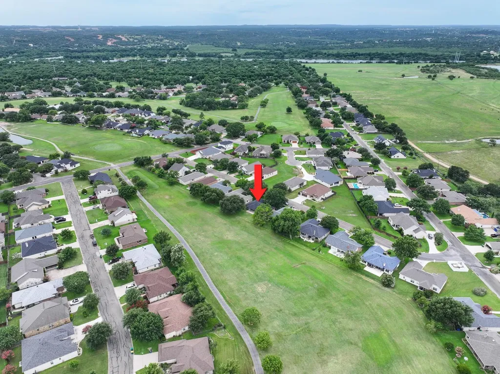 416 Spyglass Street Meadowlakes TX 78654