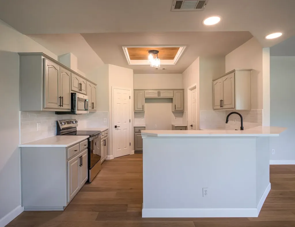 416 Spyglass Street Meadowlakes TX 78654