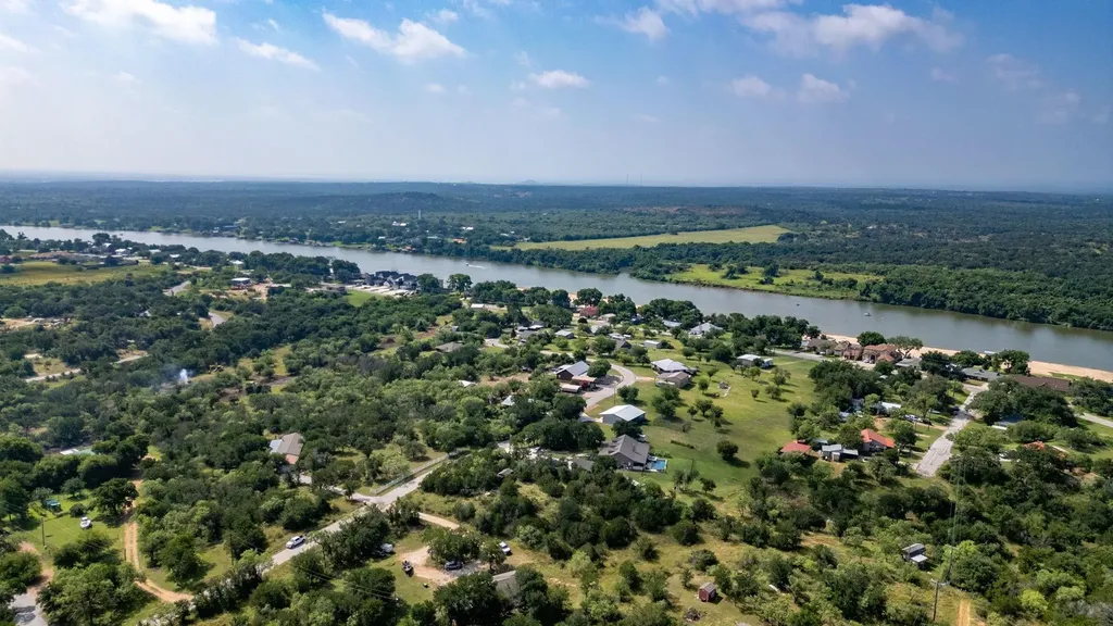 297 Link Drive Kingsland TX 78639