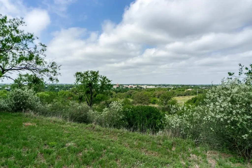 Tbd Vernon Avenue Llano TX 78643