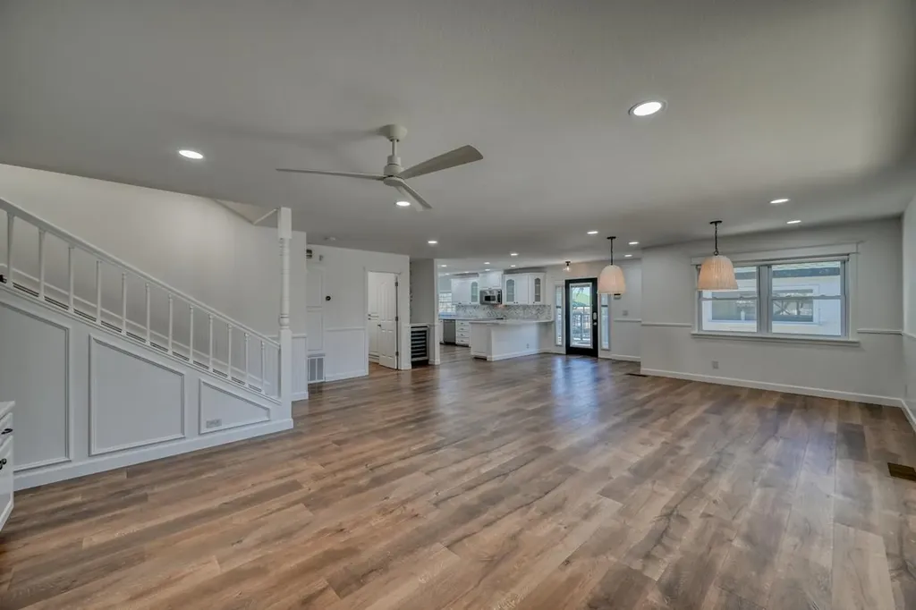 1016 Mccartney Kingsland TX 78639