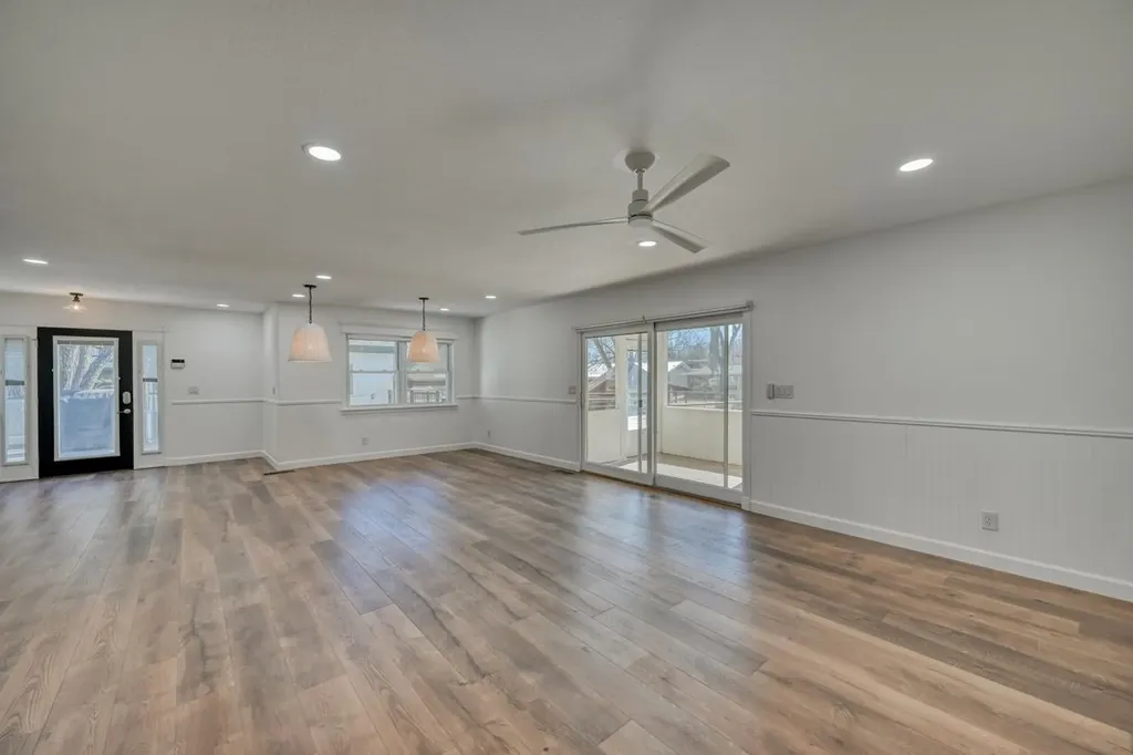1016 Mccartney Kingsland TX 78639