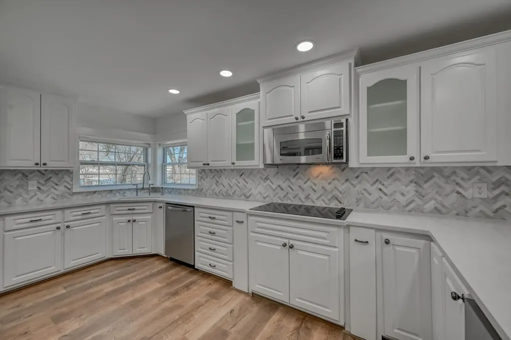 1016 Mccartney Kingsland TX 78639