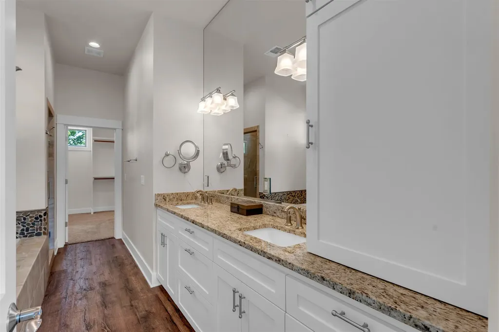336 Park Lane Sunrise Beach TX 78643