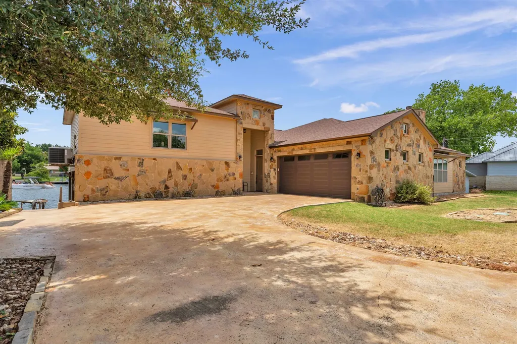 336 Park Lane Sunrise Beach TX 78643