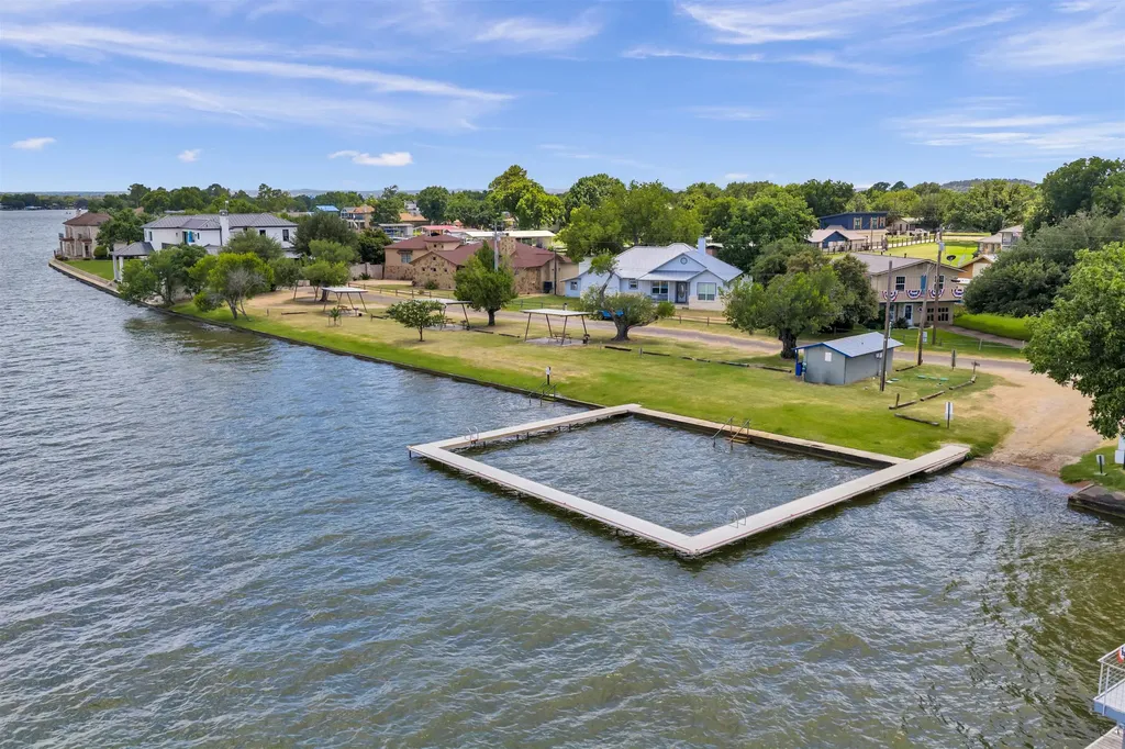 336 Park Lane Sunrise Beach TX 78643