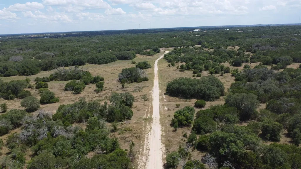 606 Fm 2340 Lampasas TX 76550
