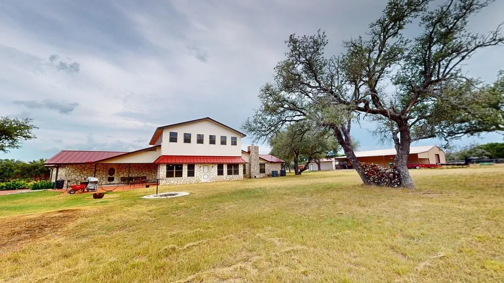 606 Fm 2340 Lampasas TX 76550