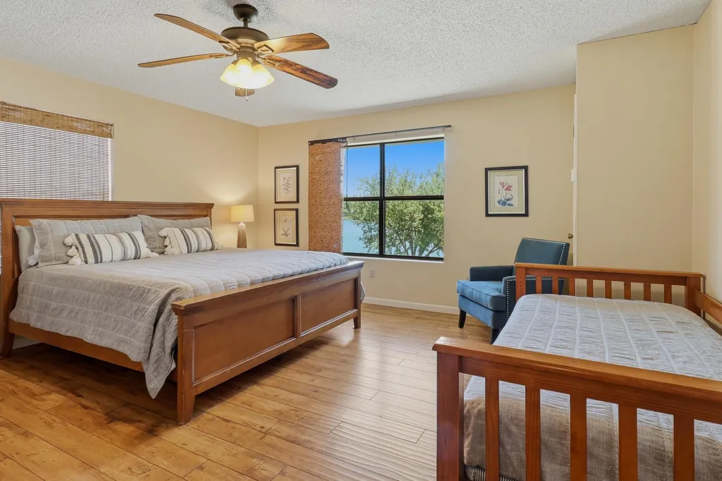 3000 River Oaks Drive Kingsland TX 78639