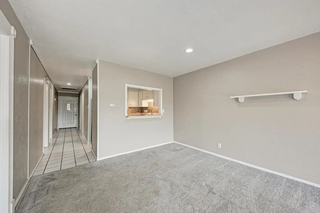 1202 Hi Stirrup #401 Horseshoe Bay TX 78657