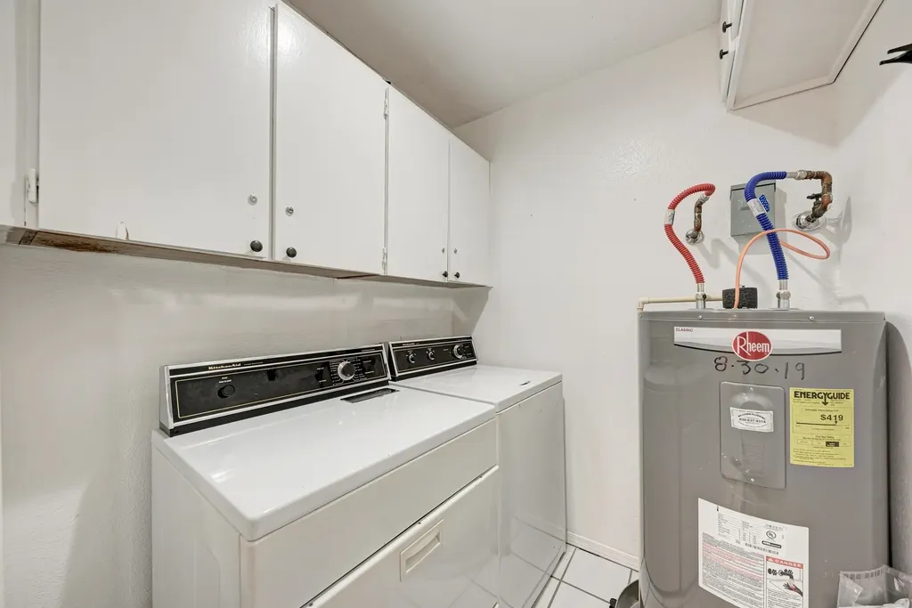 1202 Hi Stirrup #401 Horseshoe Bay TX 78657
