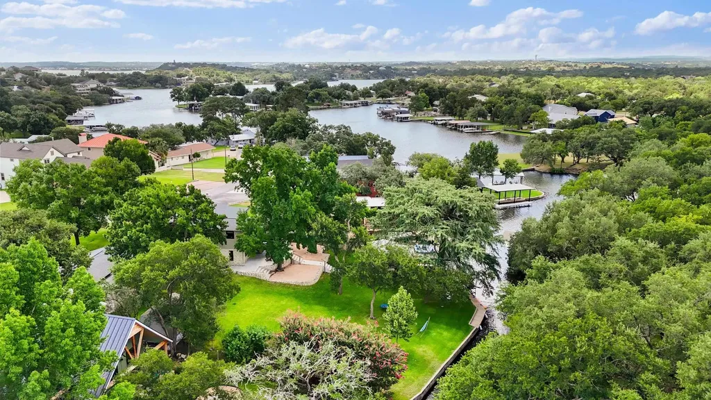 312 Mountain View Sunrise Beach TX 78643