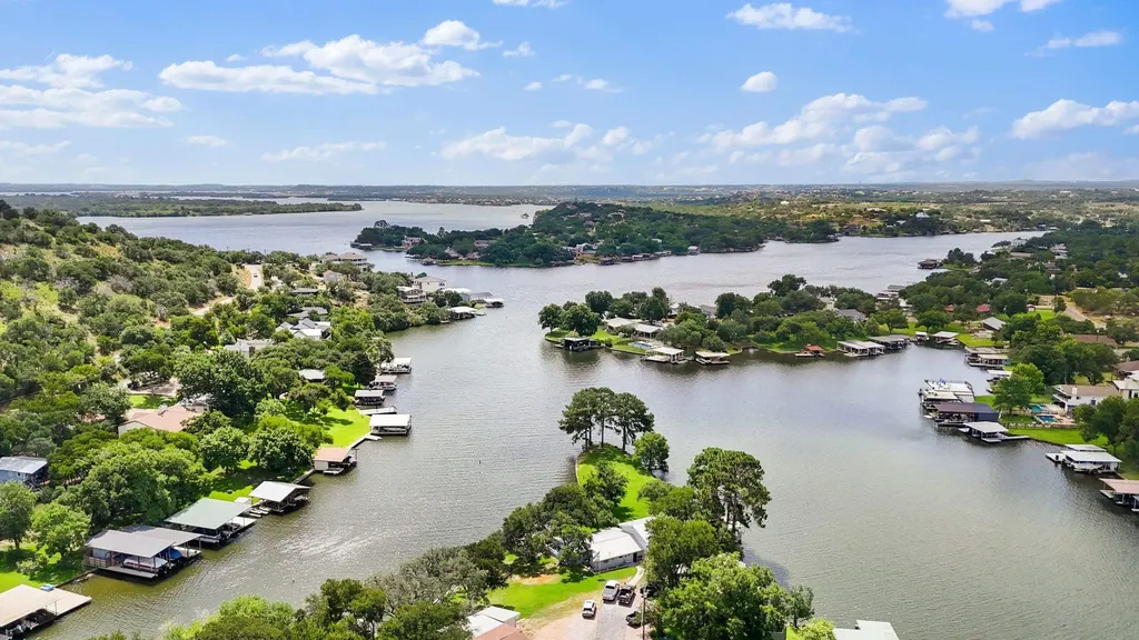 312 Mountain View Sunrise Beach TX 78643
